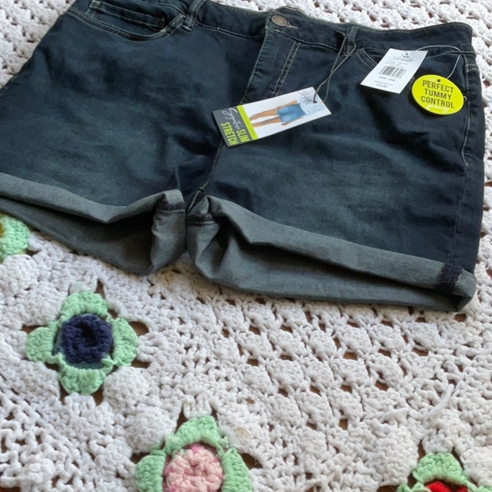 NWT royalty for me jean shorts